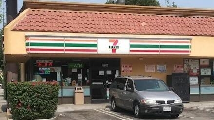 ATM 탈취사건이 발생한 링컨하이츠의 세븐일레븐 편의점./LAPD 제공