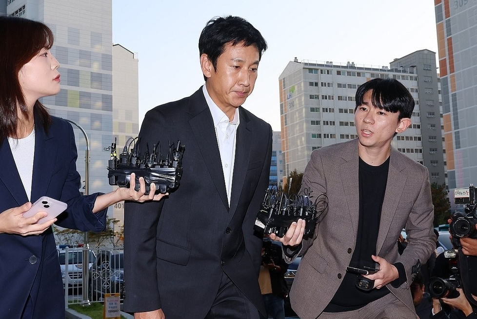 지난달 28일 경찰에 처음 출석한 이선균/연합뉴스