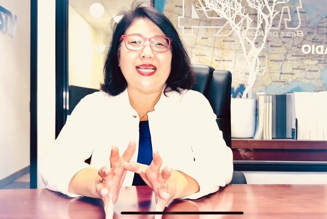 본사를 내방한 그레이스 유 LA시의원 후보가 본인의 공약에 대해 밝히고 한인들의 지지를 호소하고 있다. /코리아TV라디오.