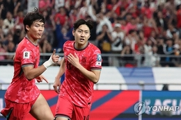 홍명보호, 쿠웨이트 4-0 완파…이강인·오현규 북중미행 자축포