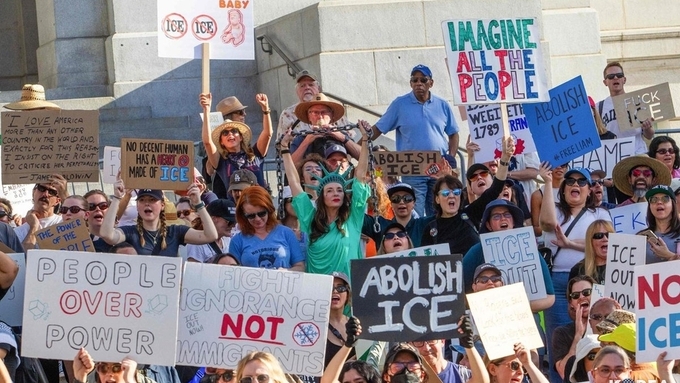 LA 코리아타운 한인 업소, ICE 단속 공포에 매출 30 급감