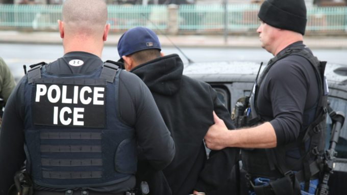 ICE 단속 강화에 한인 커뮤니티 공포 확산… 코리아타운 목격담 잇따라