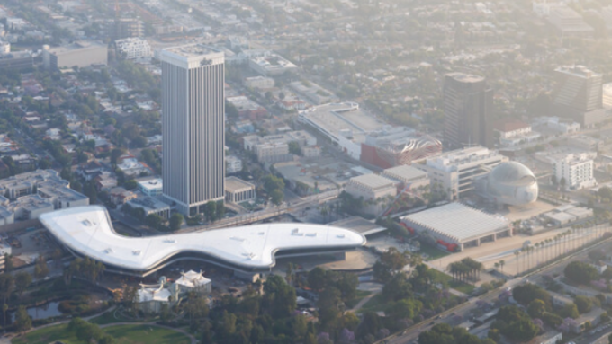 LA의 새 랜드마크 ‘데이비드 게펜 갤러리’ 마침내 베일 벗는다… LACMA 19일 역사적 개관