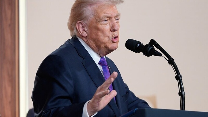 [Breaking News] 트럼프, 특허 의약품에 최대 100 관세 부과 선언...제약사 압박